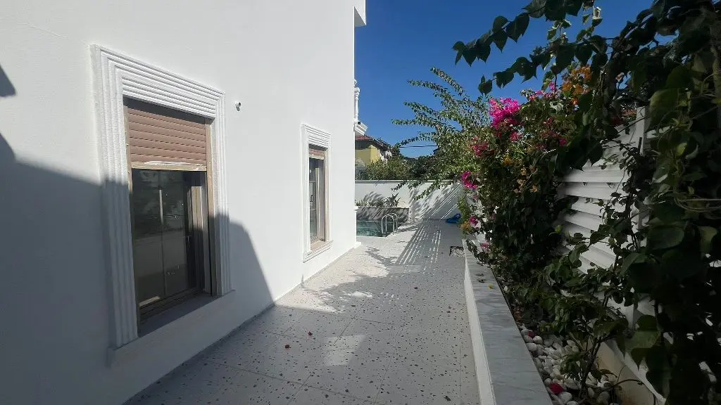 Home in Babatasi